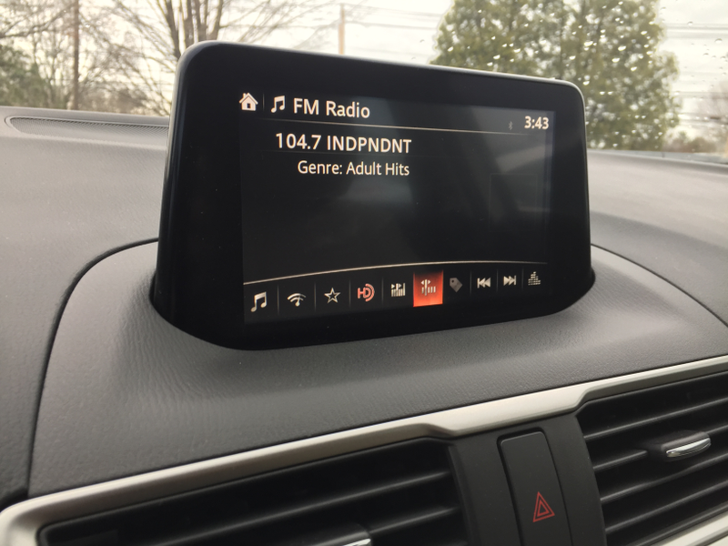2017 Mazda3 - Big screens for everybody!